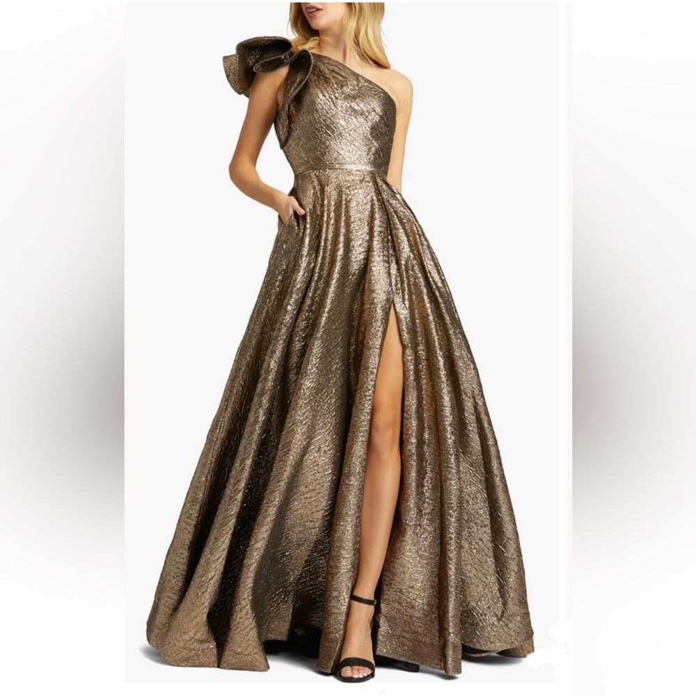 Mac Duggal Crinkle Metallic Ruffle One-Shoulder Ballgown